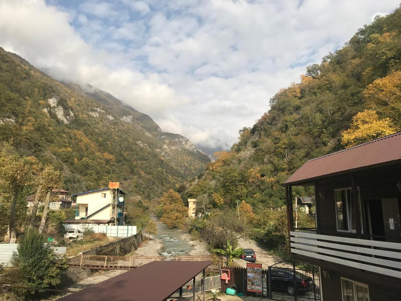 Барнаба Gagra Buitenkant foto