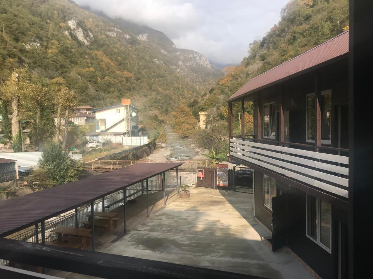 Барнаба Gagra Buitenkant foto
