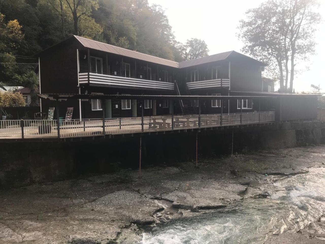 Барнаба Gagra Buitenkant foto